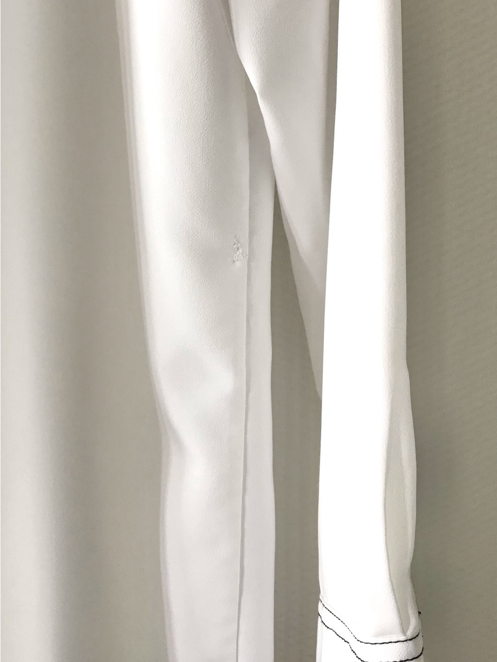 Karl Lagerfeld Paris White w/ Black Trim Blouse Button Up Shirt Size Large - Picture 9 of 9